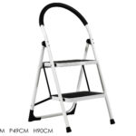 Scaletta Pieghevole 2 Gradini con Impugnatura Morbida – Sicura e Compatta