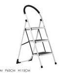 Scala Domestica in Acciaio a 3 Gradini – Sicurezza e Design Compatto