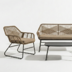 Set Tavolino Con 2 Poltrone e Divano - immagine 2