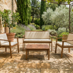 Set Con Panchina e 2 Poltrone In Legno Di Acacia