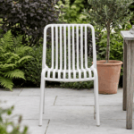 Sedia da Giardino Bianca in Polipropilene Impilabile - immagine 2