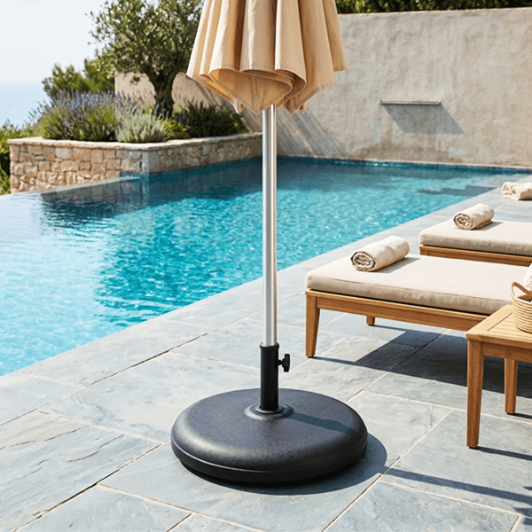 780300 Base ombrellone tonda 5 Base Ombrellone Tonda in Cemento Nero 25 kg da 50 cm - immagine 1