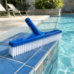 Spazzola Lineare Piscina 25 cm per Asta Telescopica