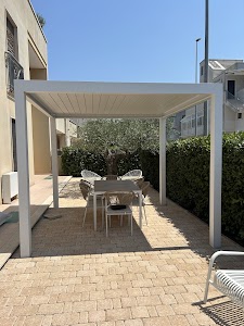 Sunita magazzini place picture